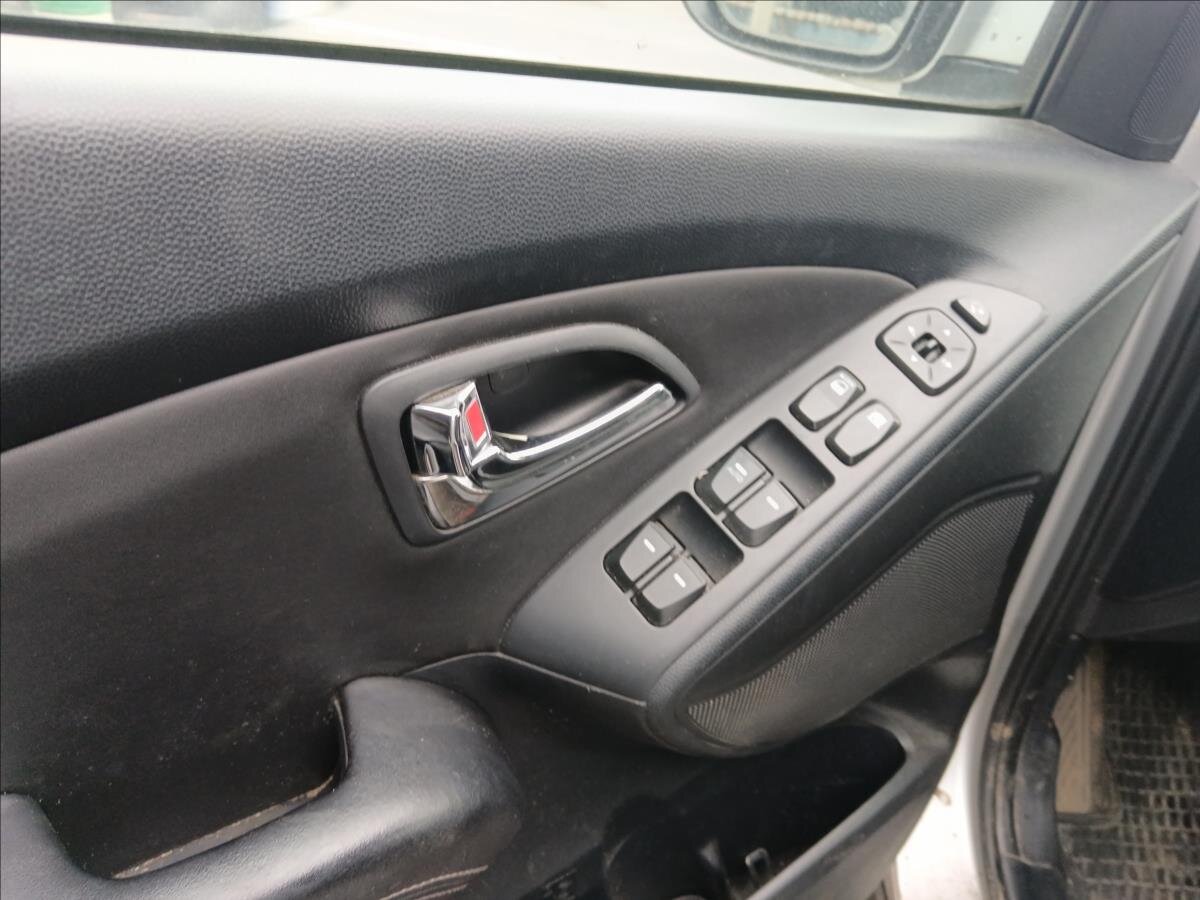 Hyundai ix35 Kombi 2,0 l 100 kw