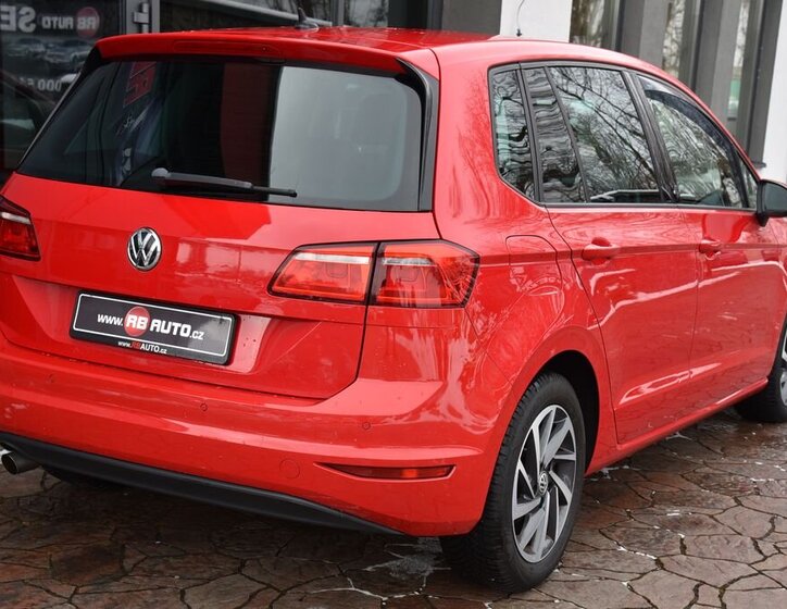 Volkswagen Golf Sportsvan MPV 1,2 l 81 kw