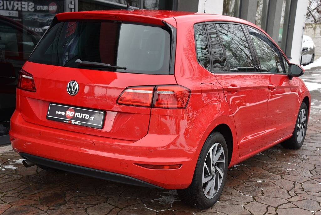 Volkswagen Golf Sportsvan MPV 1,2 l 81 kw