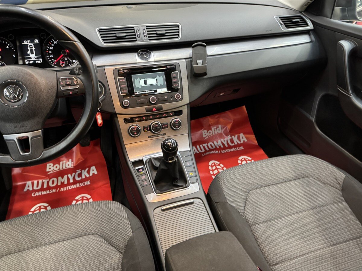 Volkswagen Passat Kombi 2,0 l 103 kw