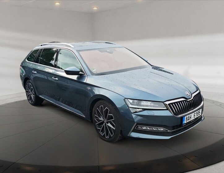 Škoda Superb 1
