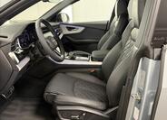 Audi Q8 9