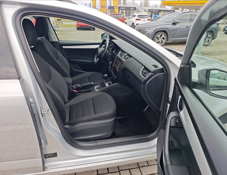 Škoda Octavia Kombi 2,0 l 110 kw