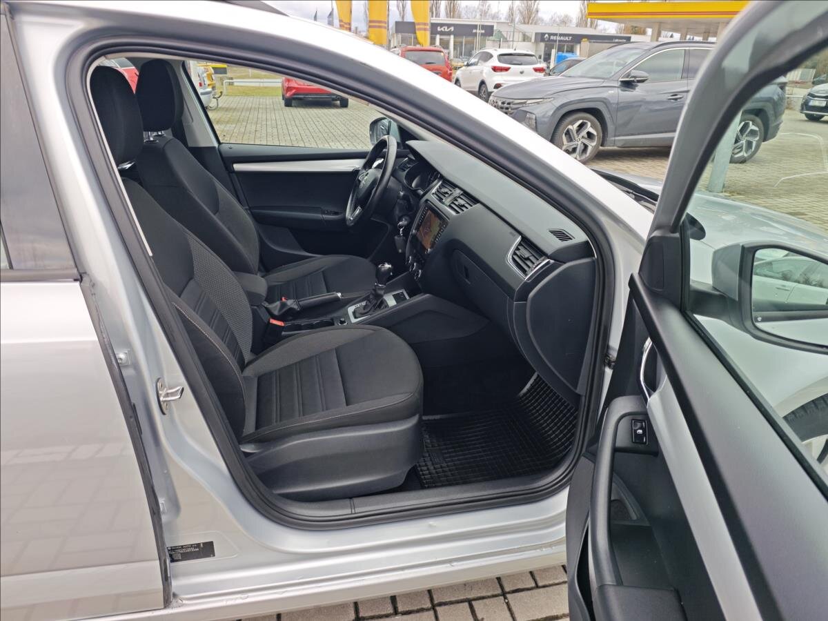 Škoda Octavia Kombi 2,0 l 110 kw