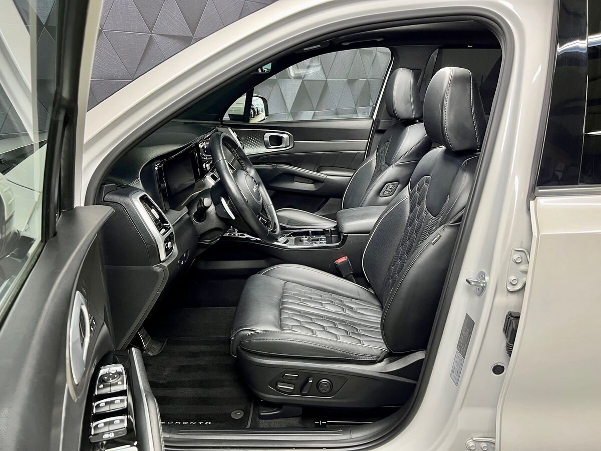 KIA Sorento SUV / Terénní 1,6 l 176 kw