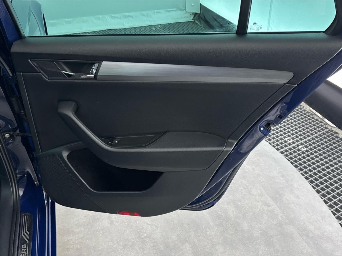 Škoda Superb Kombi 2,0 l 110 kw