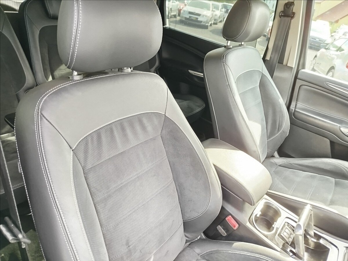 Ford S-MAX MPV 2,0 l 120 kw