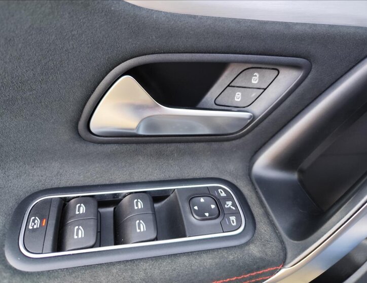 Mercedes-Benz CLA Kombi 2,0 l 110 kw