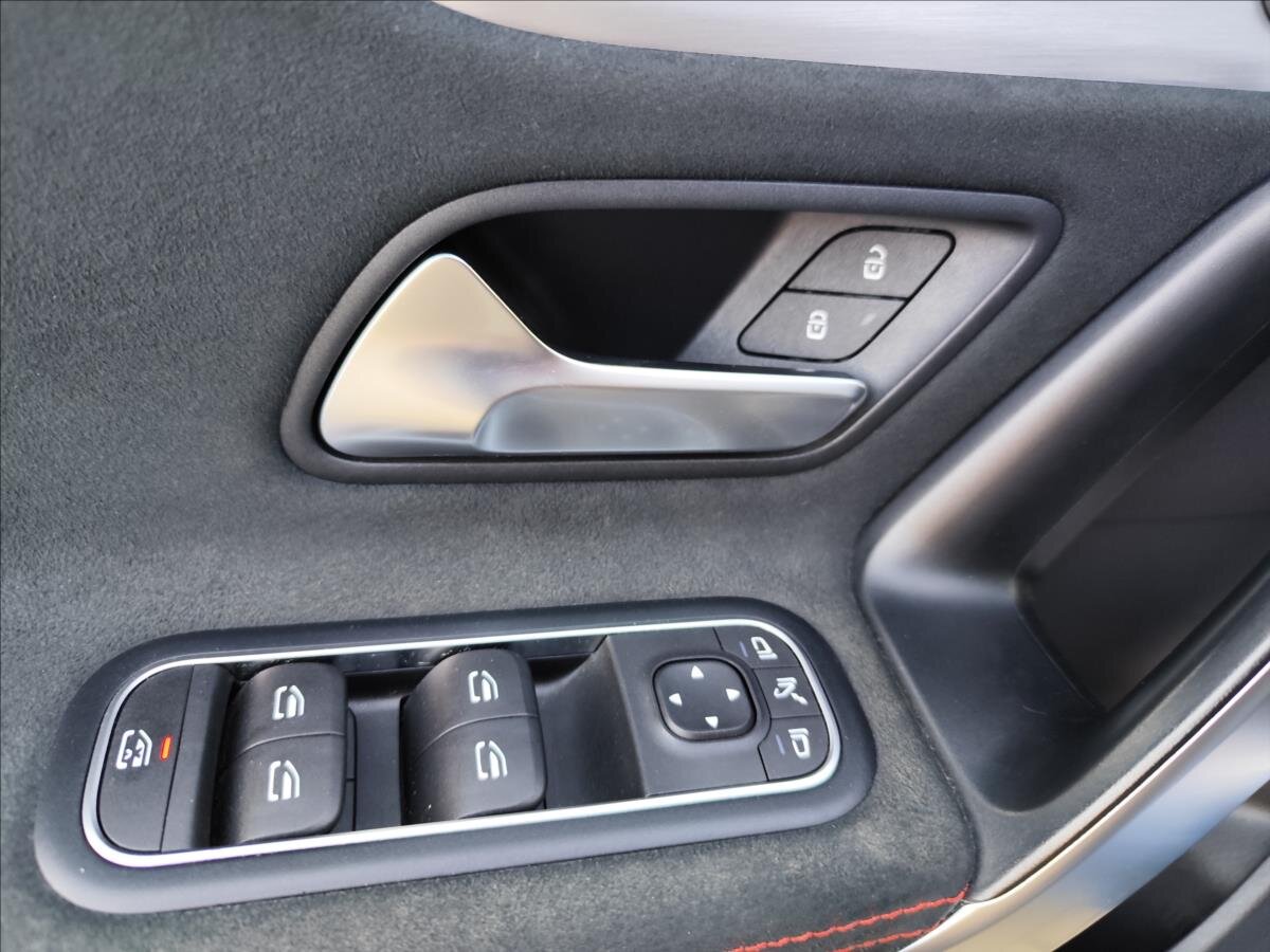 Mercedes-Benz CLA Kombi 2,0 l 110 kw