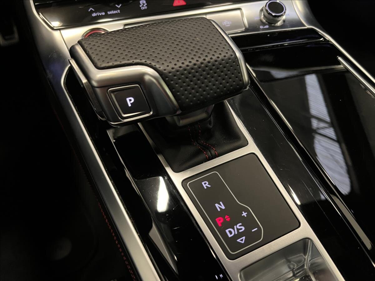 Audi S6 Kombi 3,0 l 253 kw