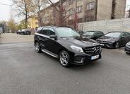 Mercedes-Benz GLE 8