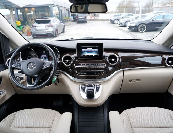 Mercedes-Benz Třídy V 26