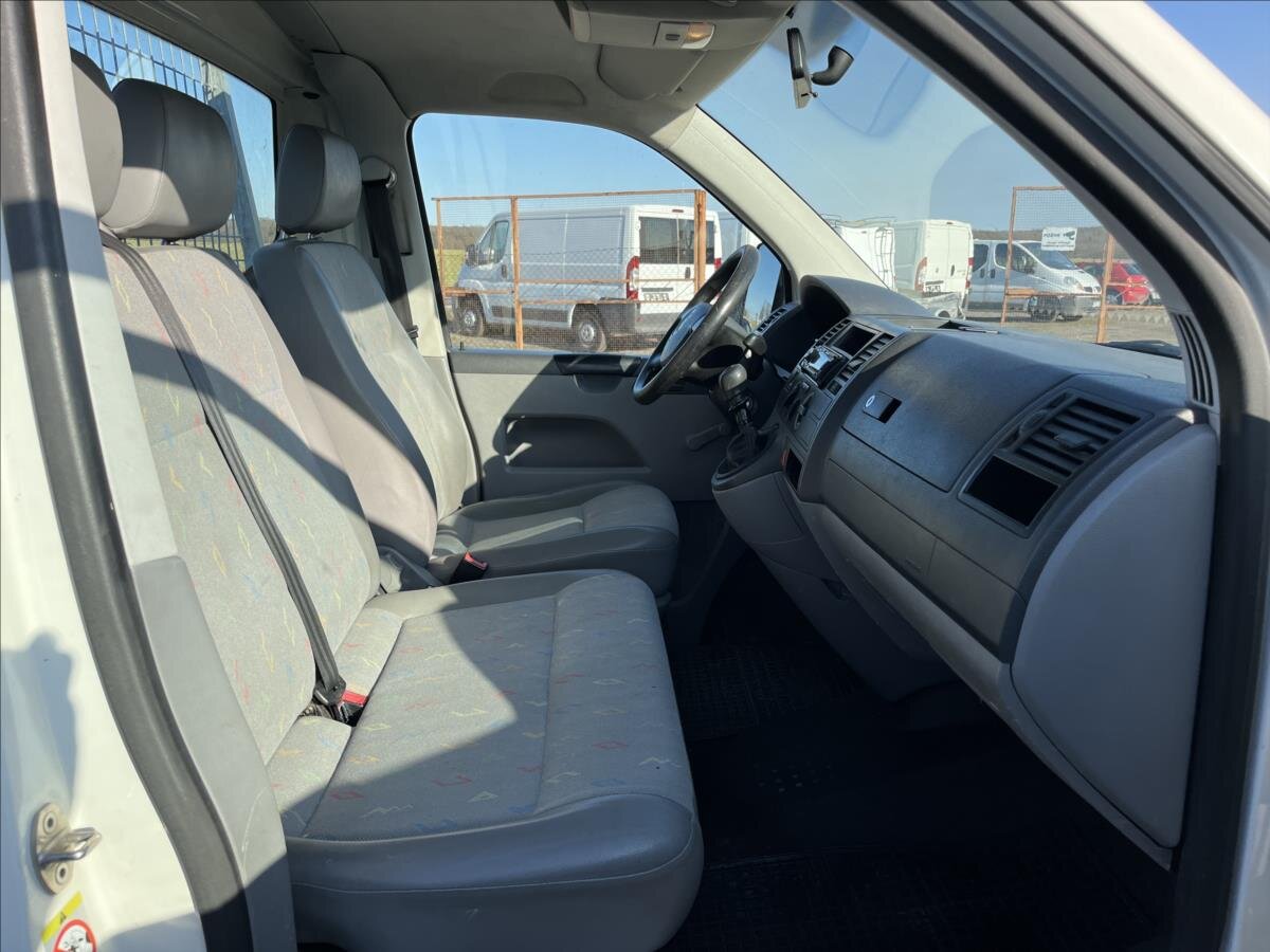 Volkswagen Transporter Valník 1,9 l 75 kw