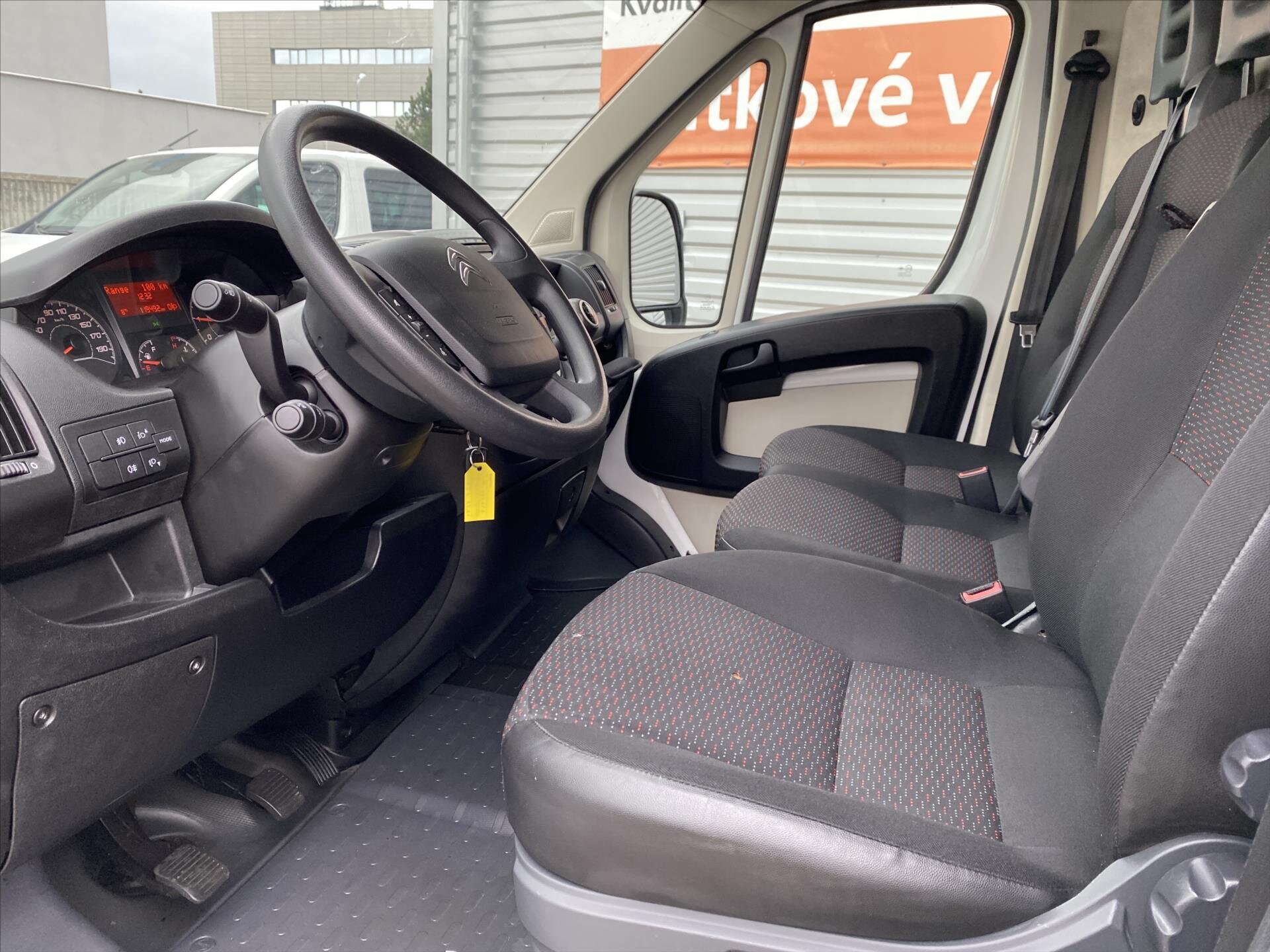 Citroën Jumper Skříň 2,2 l 110 kw