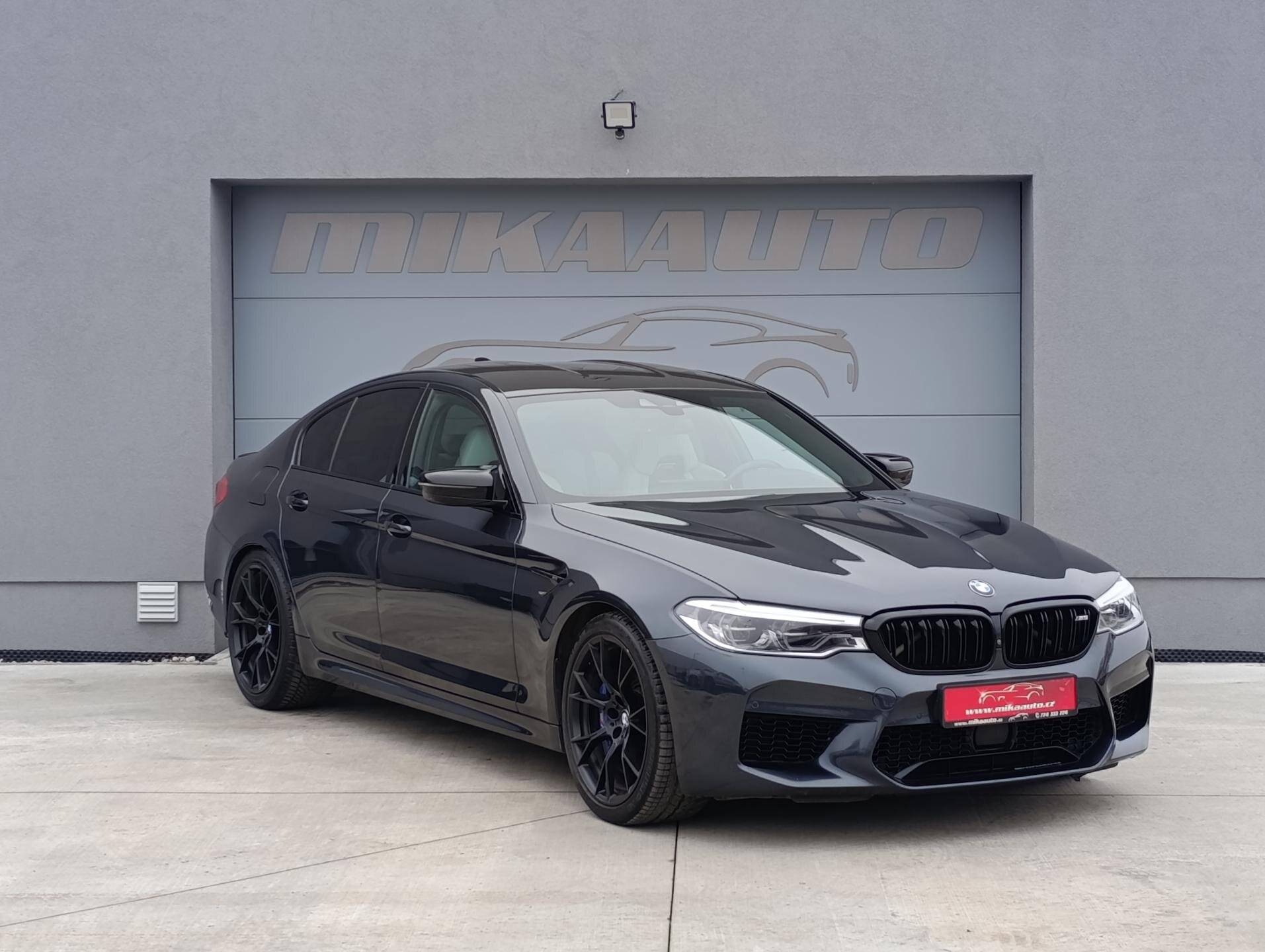 BMW M5 Sedan 4,4 l 460 kw