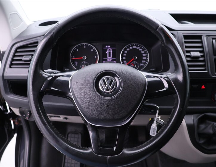 Volkswagen Transporter Kombi 2,0 l 110 kw