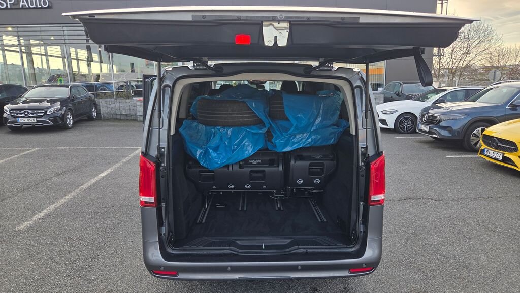 Mercedes-Benz Vito VAN / Minibus 2,0 l 174 kw