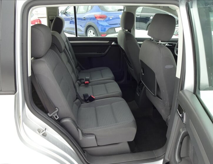 Volkswagen Touran Kombi 1,9 l 77 kw