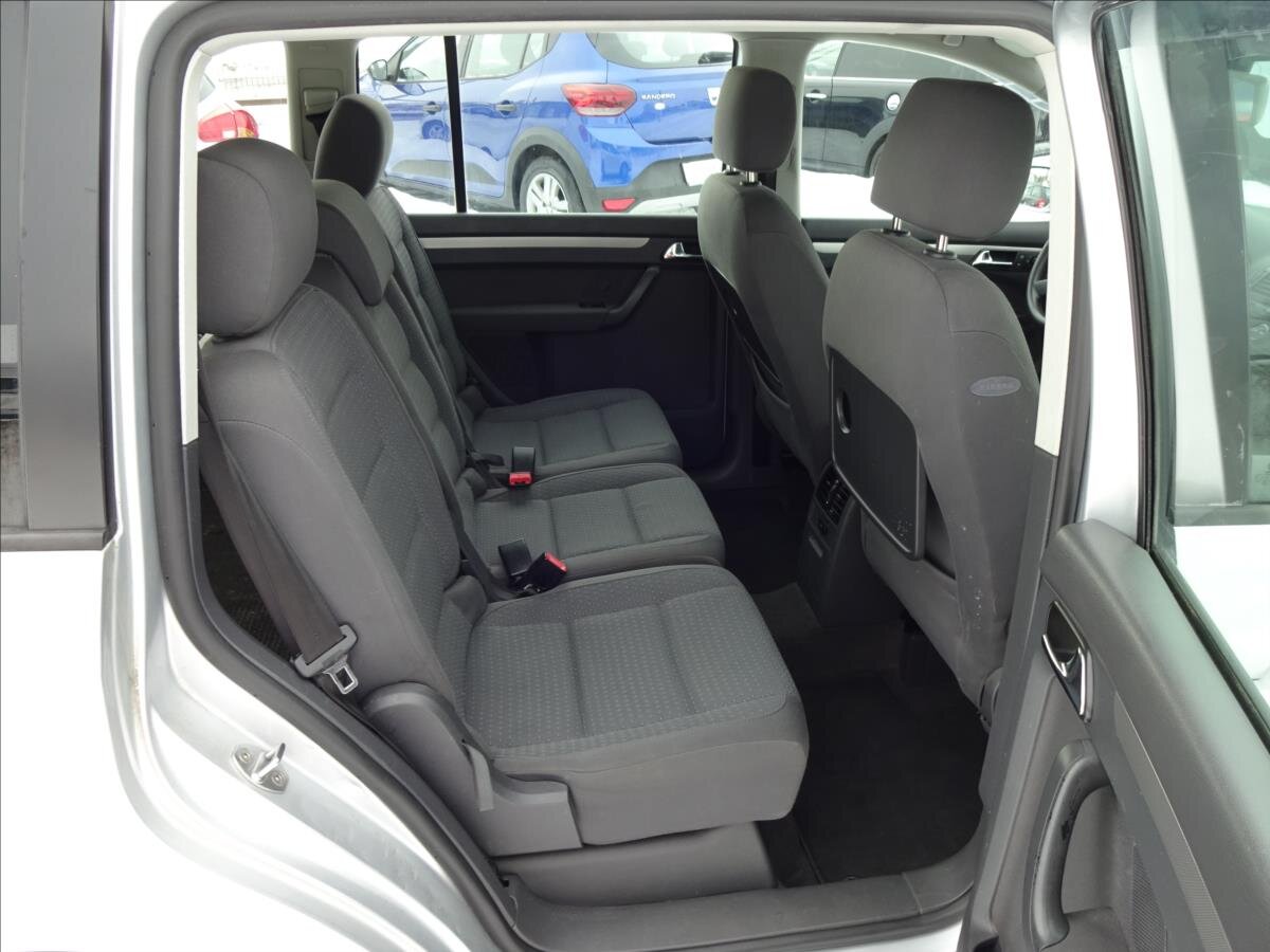 Volkswagen Touran Kombi 1,9 l 77 kw