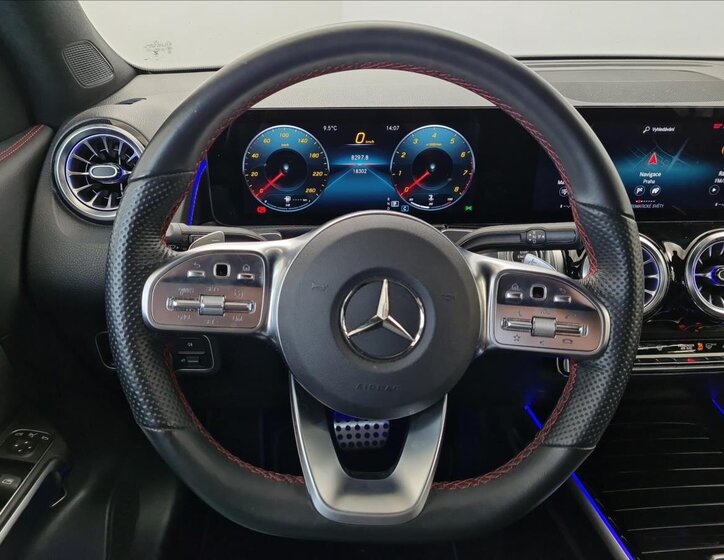 Mercedes-Benz GLB SUV 1,3 l 120 kw