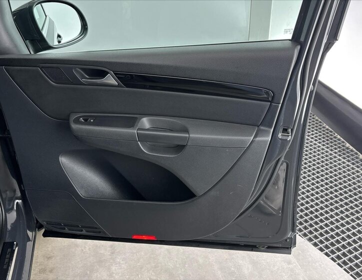 Volkswagen Sharan MPV 2,0 l 130 kw