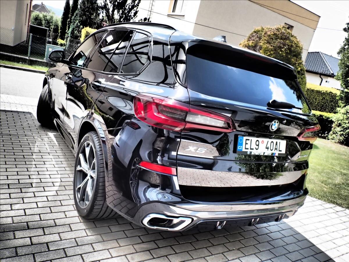BMW X5 Kombi 3,0 l 290 kw