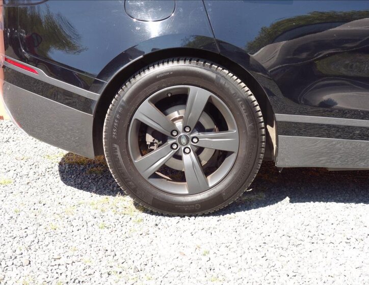 Land Rover Range Rover Velar SUV / Terénní 3,0 l 221 kw