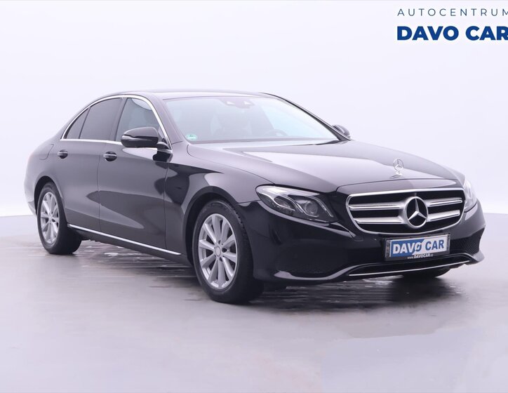Mercedes-Benz Třídy E Sedan 2,0 l 143 kw