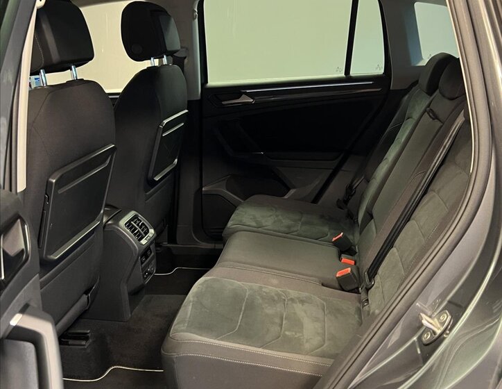 Volkswagen Tiguan 11