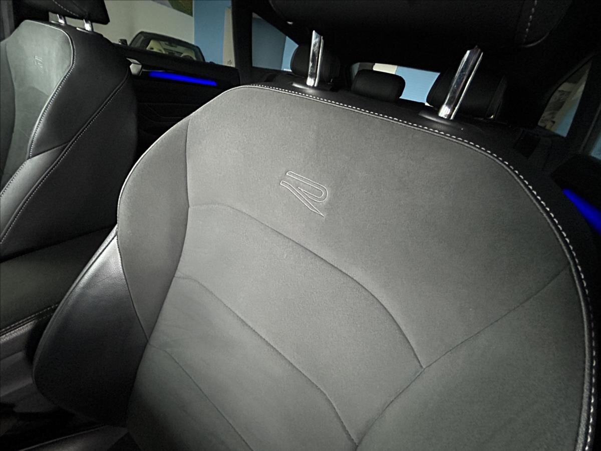 Volkswagen Arteon Kombi 2,0 l 147 kw