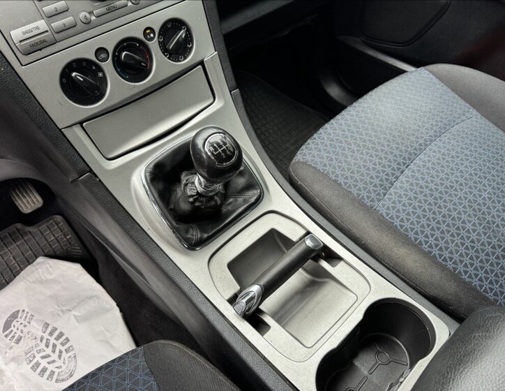 Ford S-MAX MPV 2,0 l 96 kw