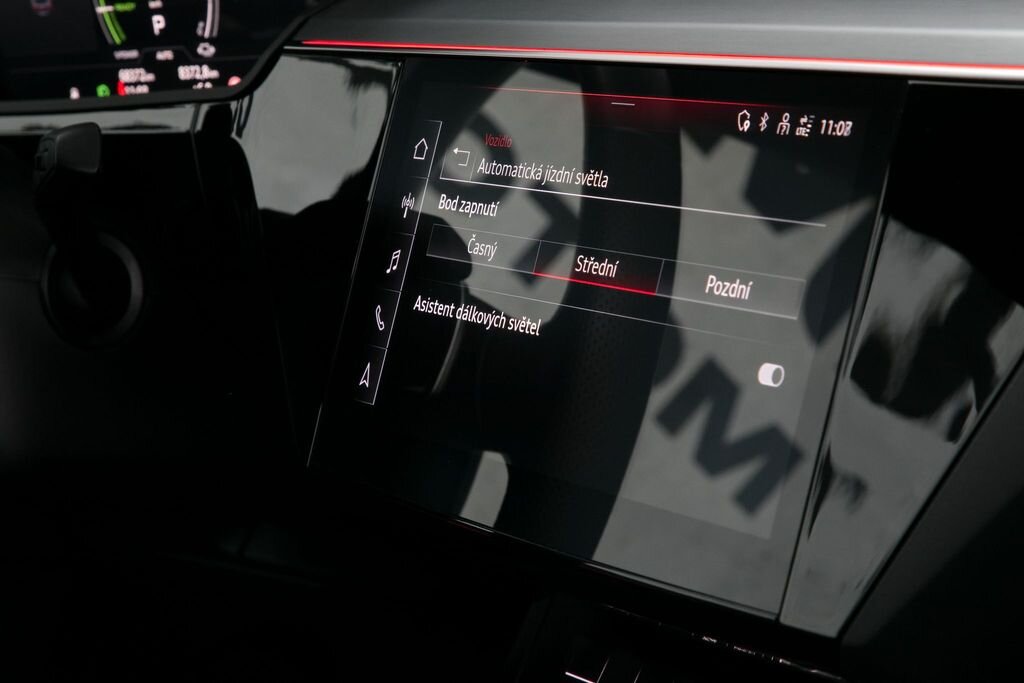 Audi e-tron SUV 0,0 300 kw