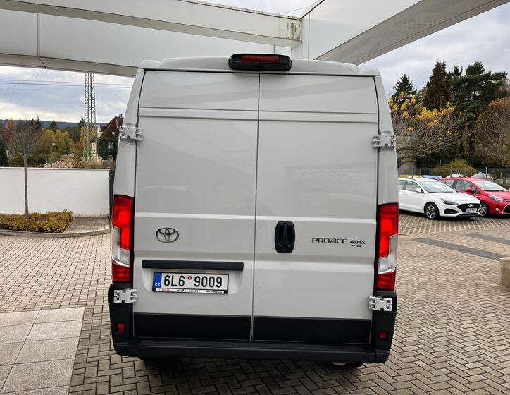 Toyota Proace Max 23
