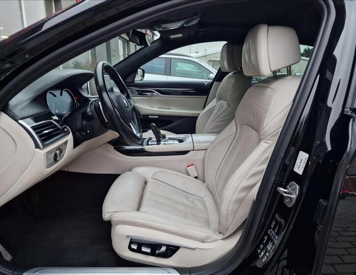BMW Řada 7 20