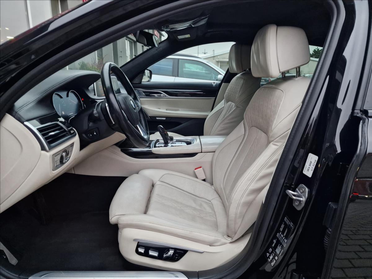 BMW Řada 7