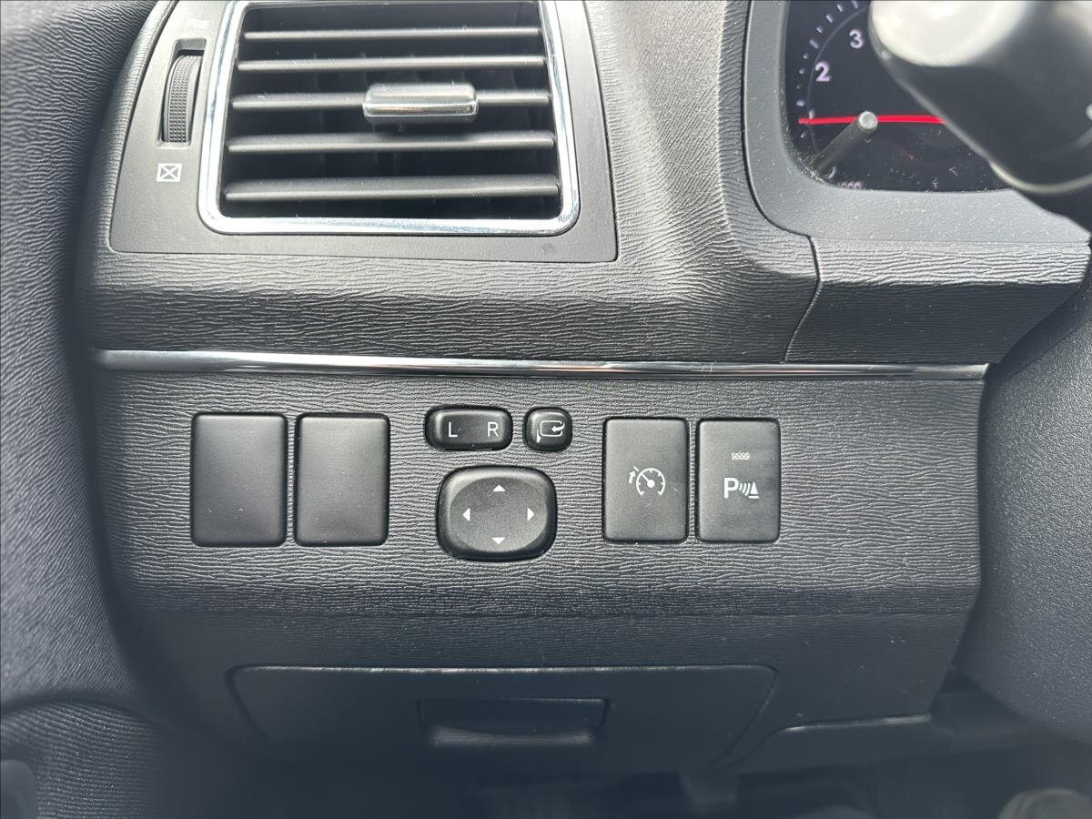 Toyota Avensis Kombi 1,8 l 109 kw