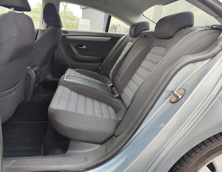 Volkswagen Passat CC Sedan / Limuzína 2,0 l 103 kw