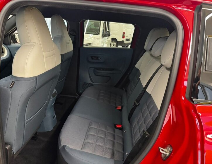 Fiat Grande Panda 10