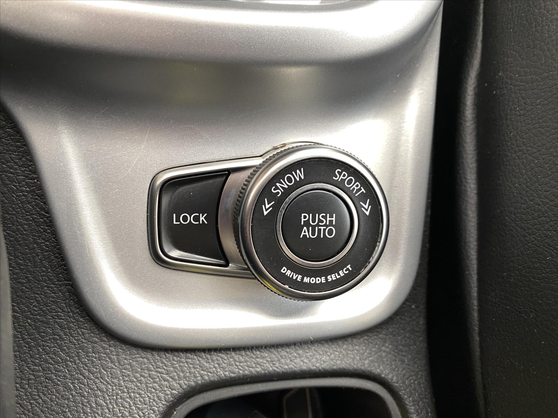 Suzuki Vitara SUV 1,6 l 88 kw