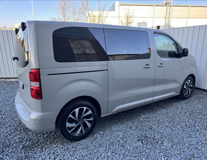 Citroën SpaceTourer 15