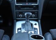 Audi Q7 28