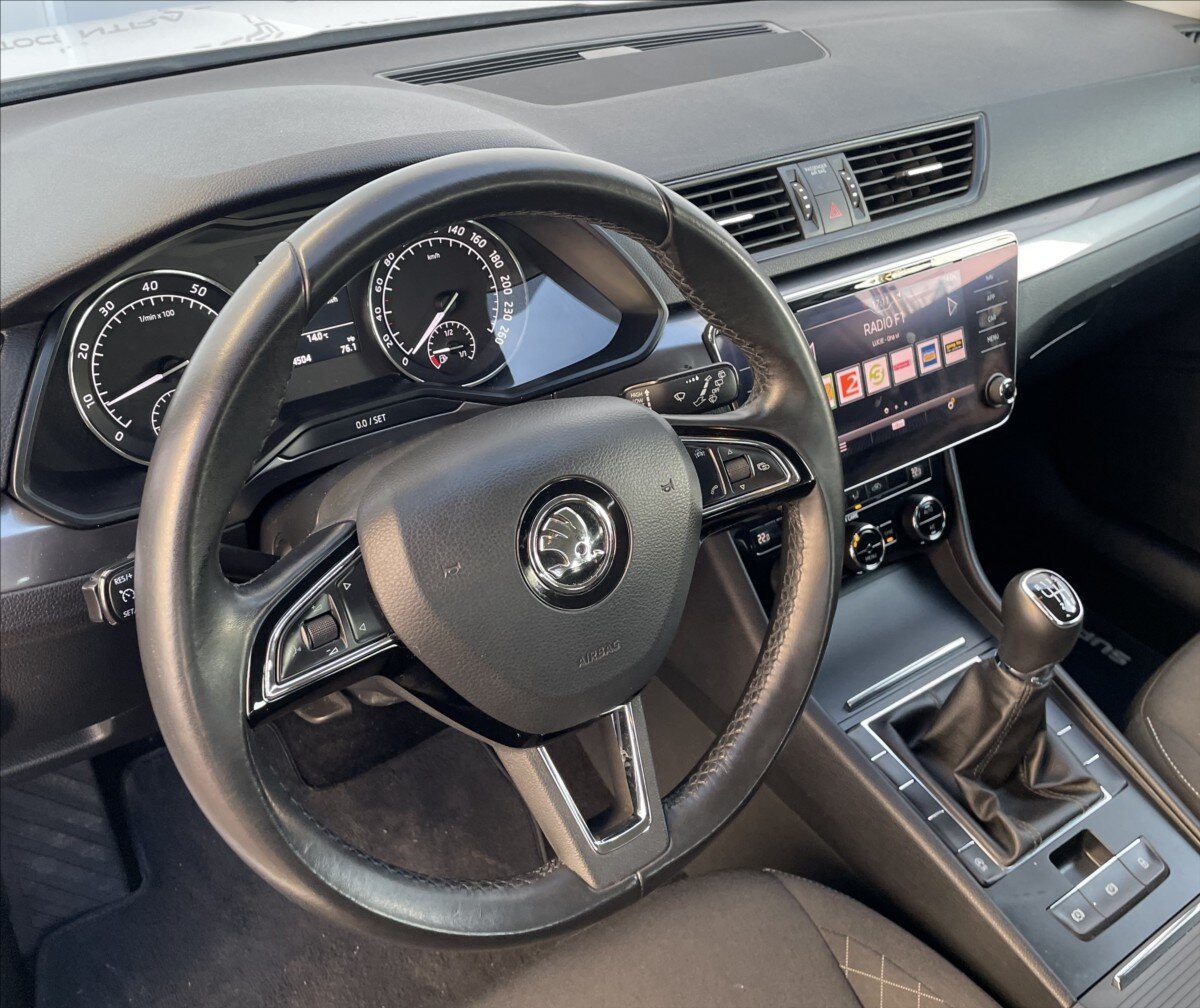 Škoda Superb Kombi 1,4 l 92 kw