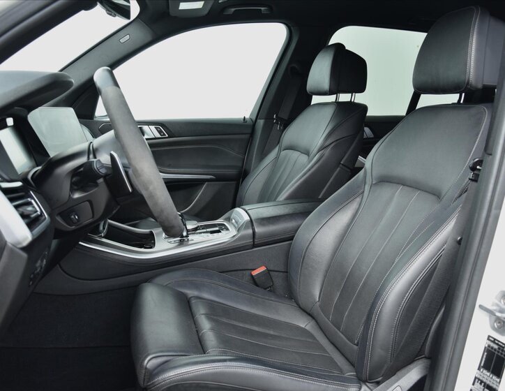 BMW X5 SUV / Terénní 3,0 l 195 kw