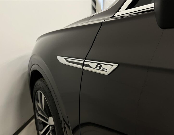 Volkswagen Touareg SUV 3,0 l 210 kw