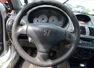 Peugeot 206 Hatchback 1,4 l 50 kw
