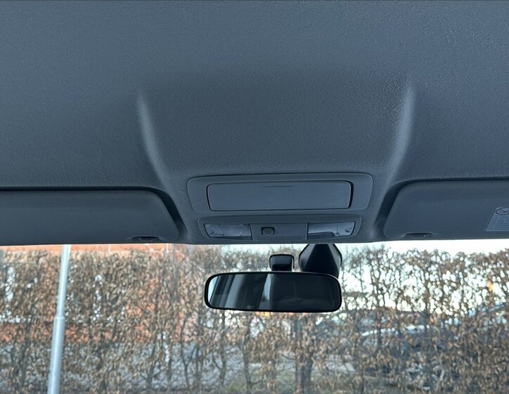 Mitsubishi Outlander SUV / Terénní 2,3 l 130 kw