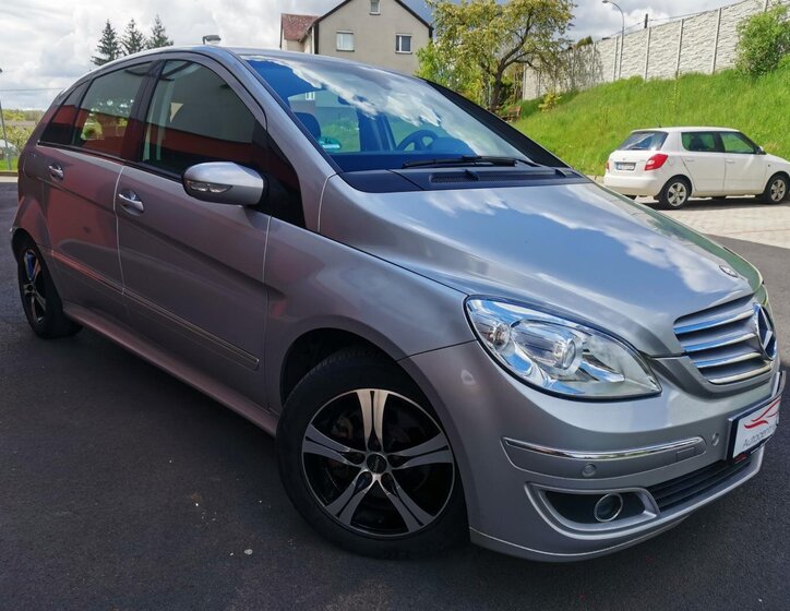 Mercedes-Benz Třídy B Hatchback 2,0 l 80 kw