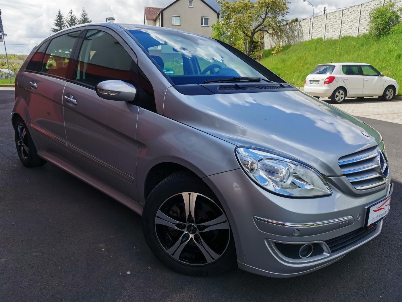Mercedes-Benz Třídy B Hatchback 2,0 l 80 kw