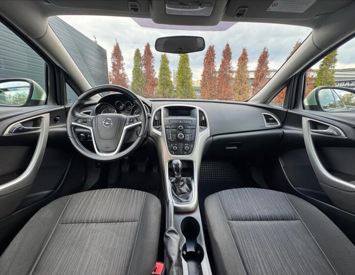 Opel Astra Hatchback 1,4 l 74 kw