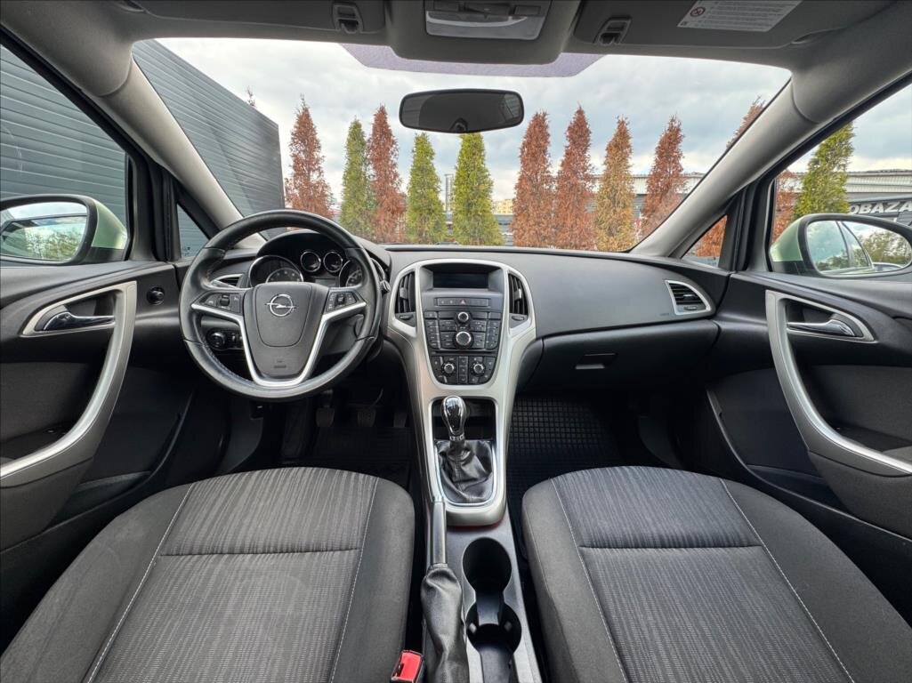 Opel Astra Hatchback 1,4 l 74 kw